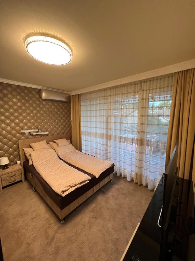 Párizsi Udvar Prémium Apartman Debrecen Exterior foto