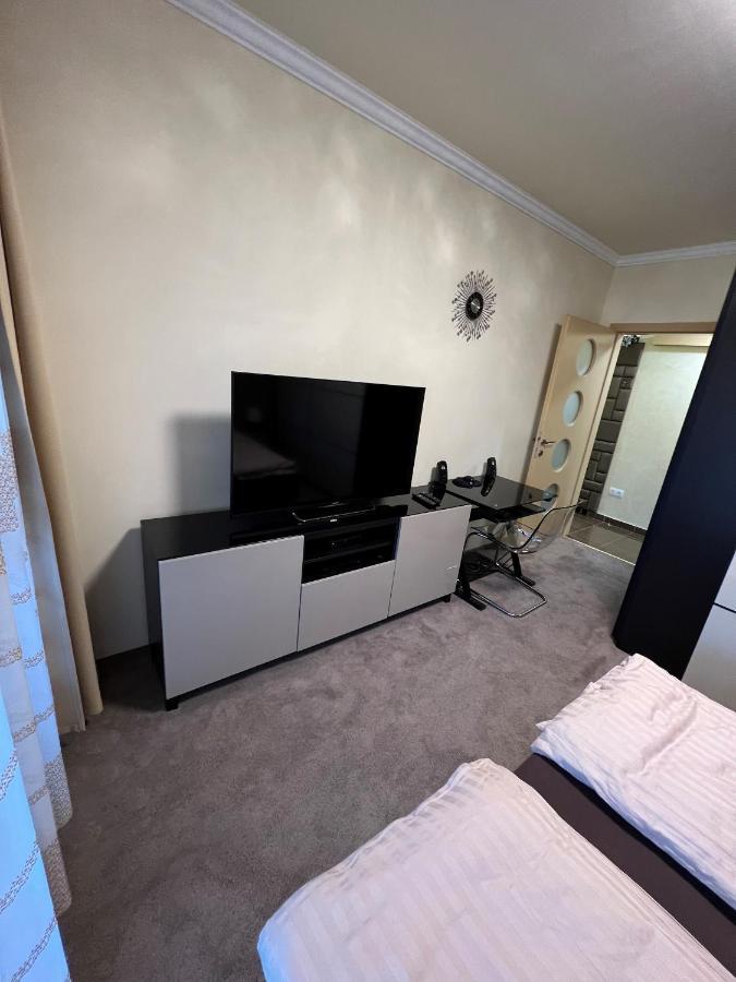 Párizsi Udvar Prémium Apartman Debrecen Exterior foto