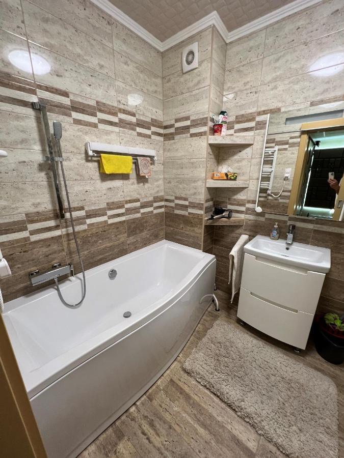 Párizsi Udvar Prémium Apartman Debrecen Exterior foto